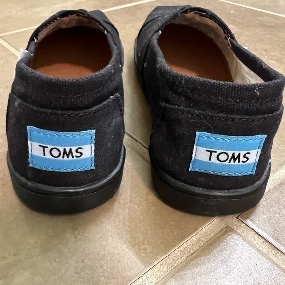 Toms Shoes - New Black Tom’s